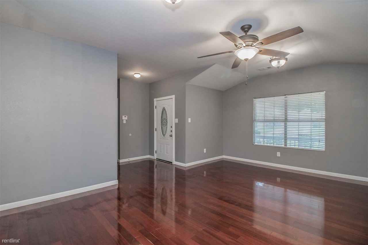 9888 Willowick Ave - Photo 2 of 16