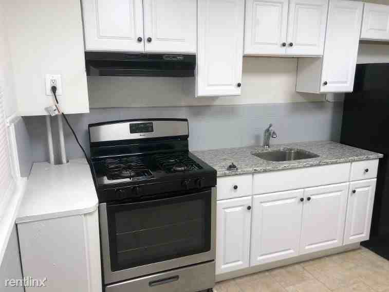 3138 Barnett Street - Photo 2 of 10