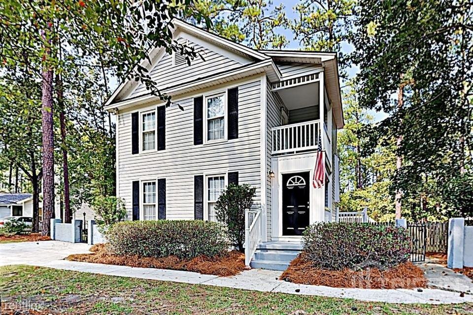 18 Hillpine Court - Photo 2 of 15