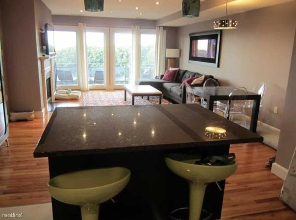 227 Summit Ave. E302