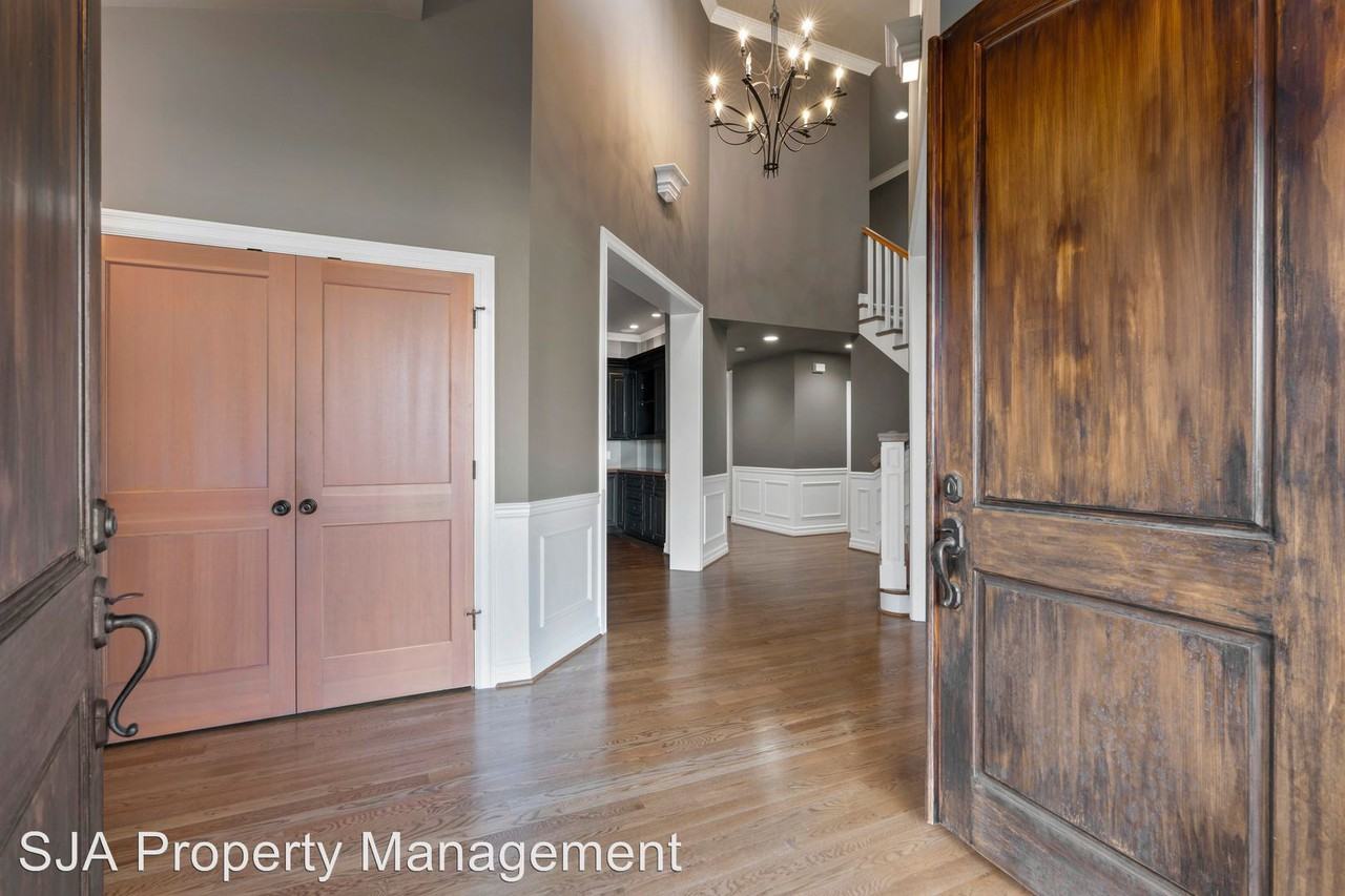 216 259th Ave Ne - Photo 2 of 25