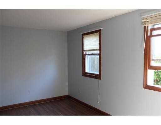 308 Hunnewell St 1 - Photo 2 of 7