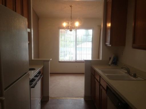 116 Glenwood - Photo 3 of 13