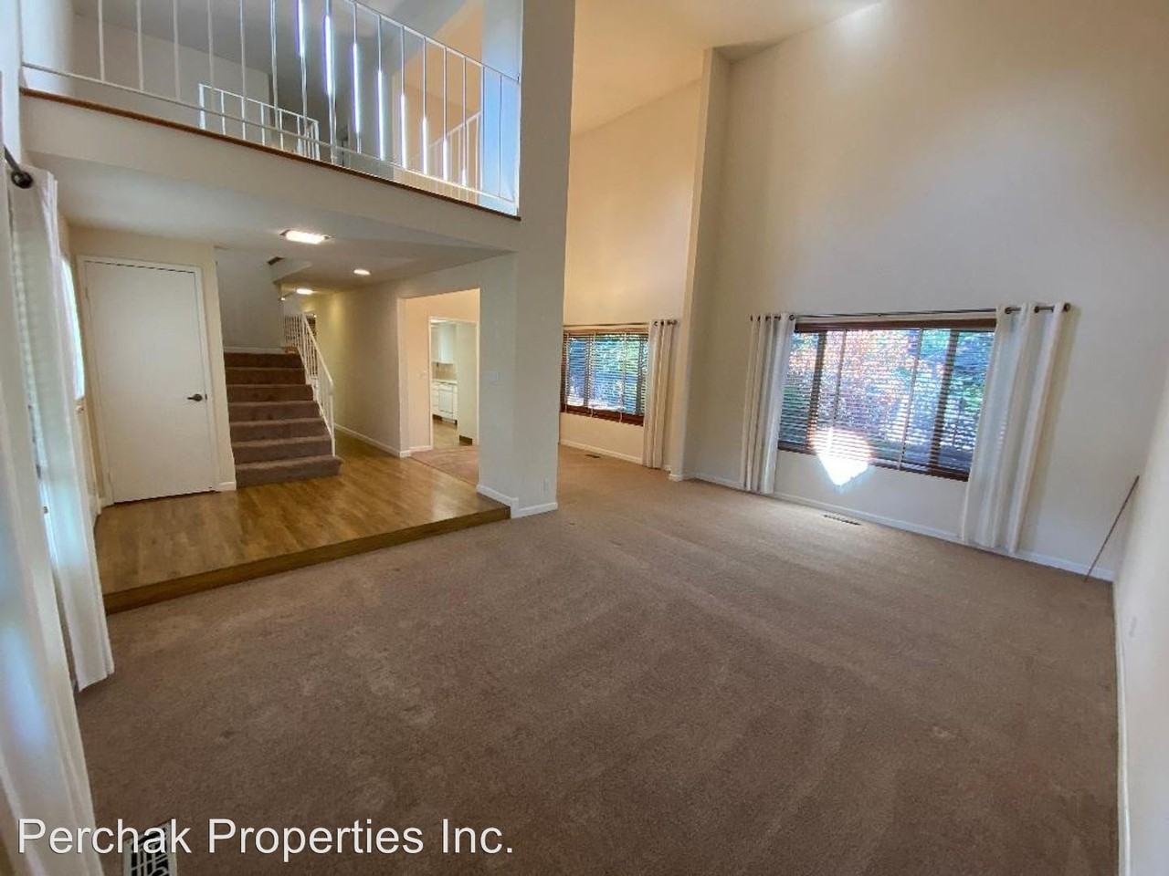 3150 Meadow View Lane - Photo 2 of 13