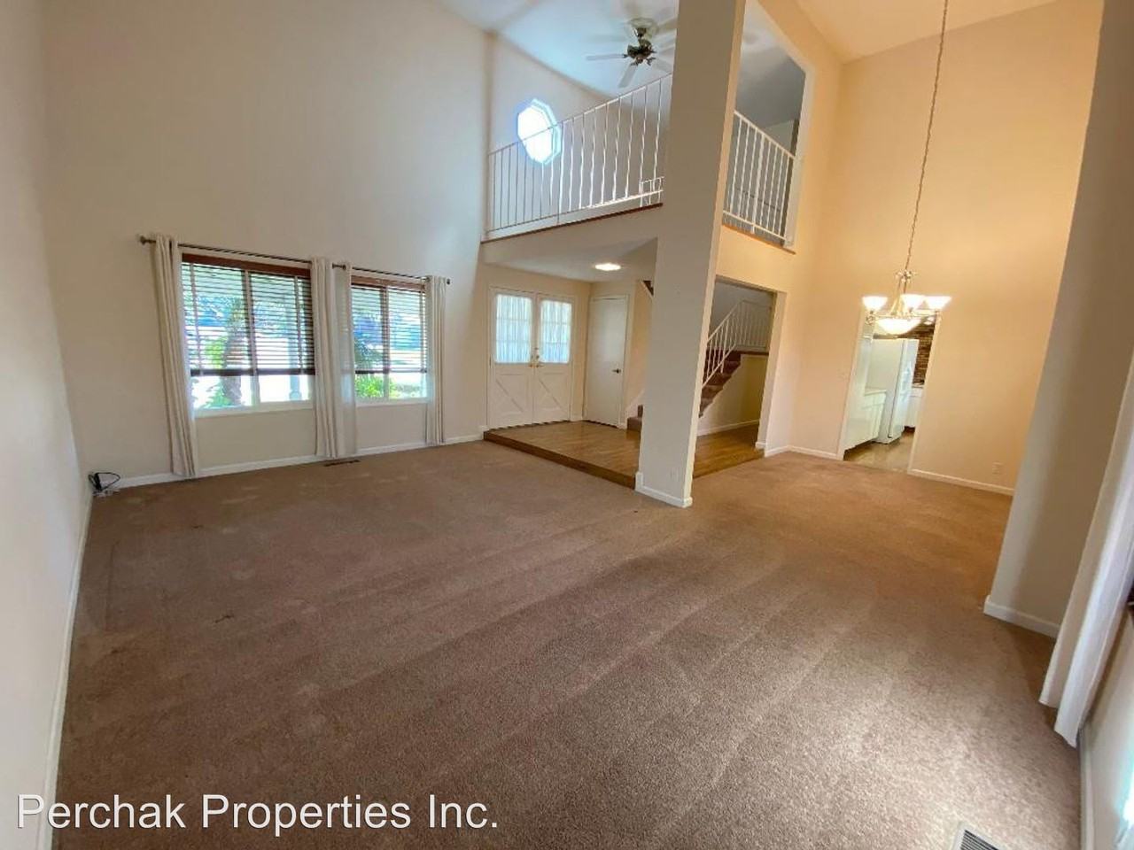 3150 Meadow View Lane - Photo 3 of 13