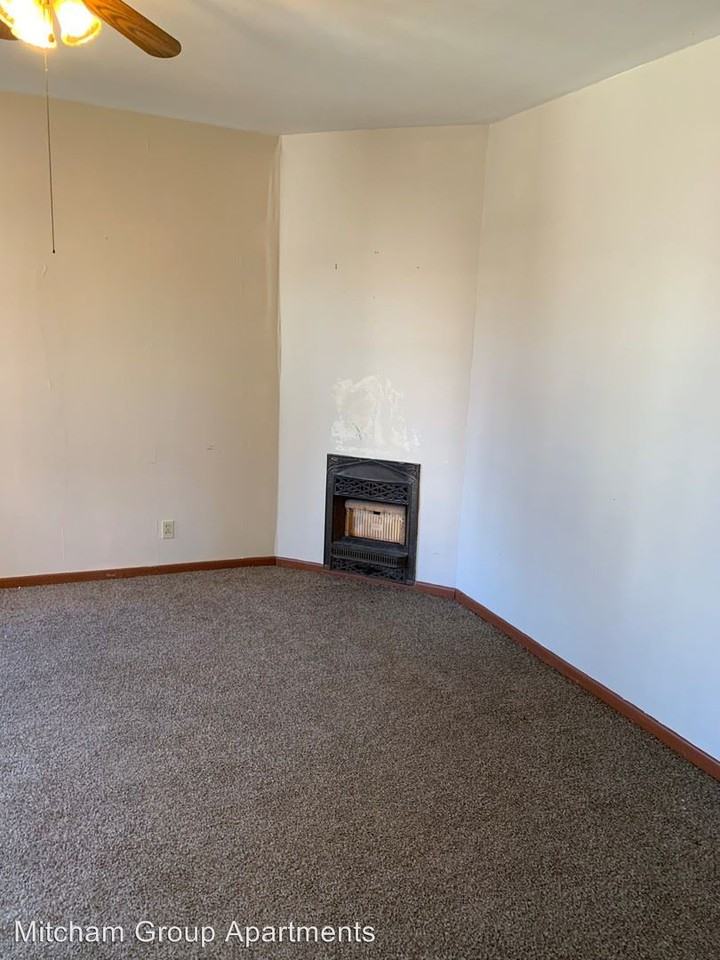 229 Third - Photo 3 of 8