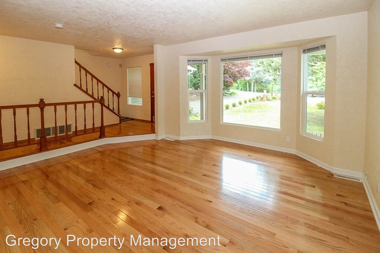 16900 126th Ave Ne - Photo 3 of 20