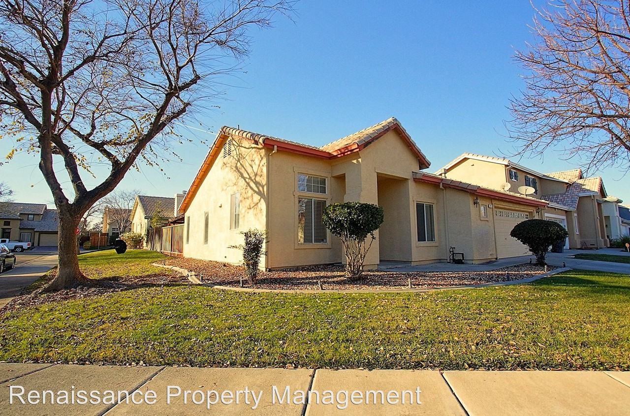 1411 Teakwood Way - Photo 2 of 24