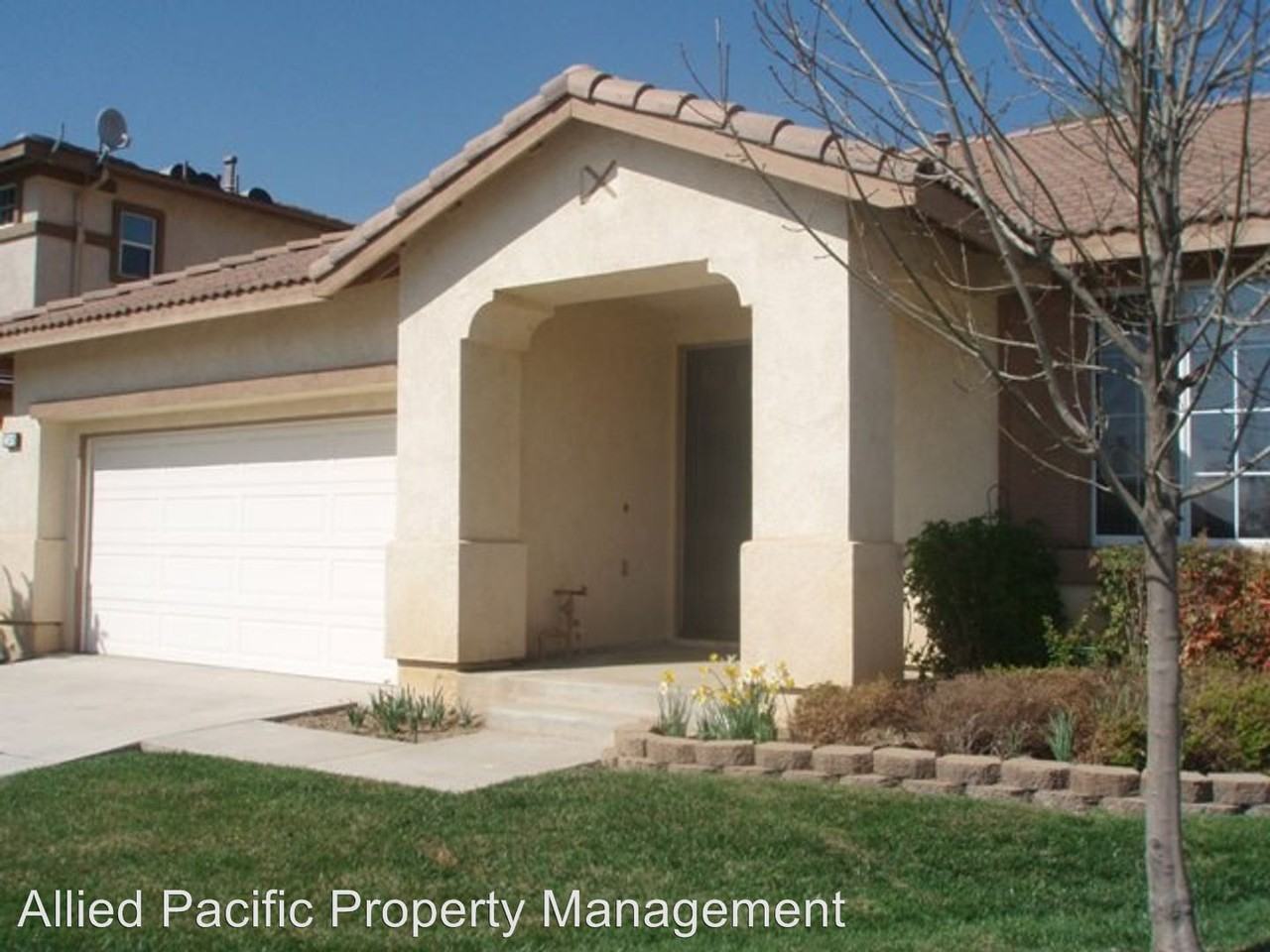 33416 Warwick Hills Road - Photo 2 of 10