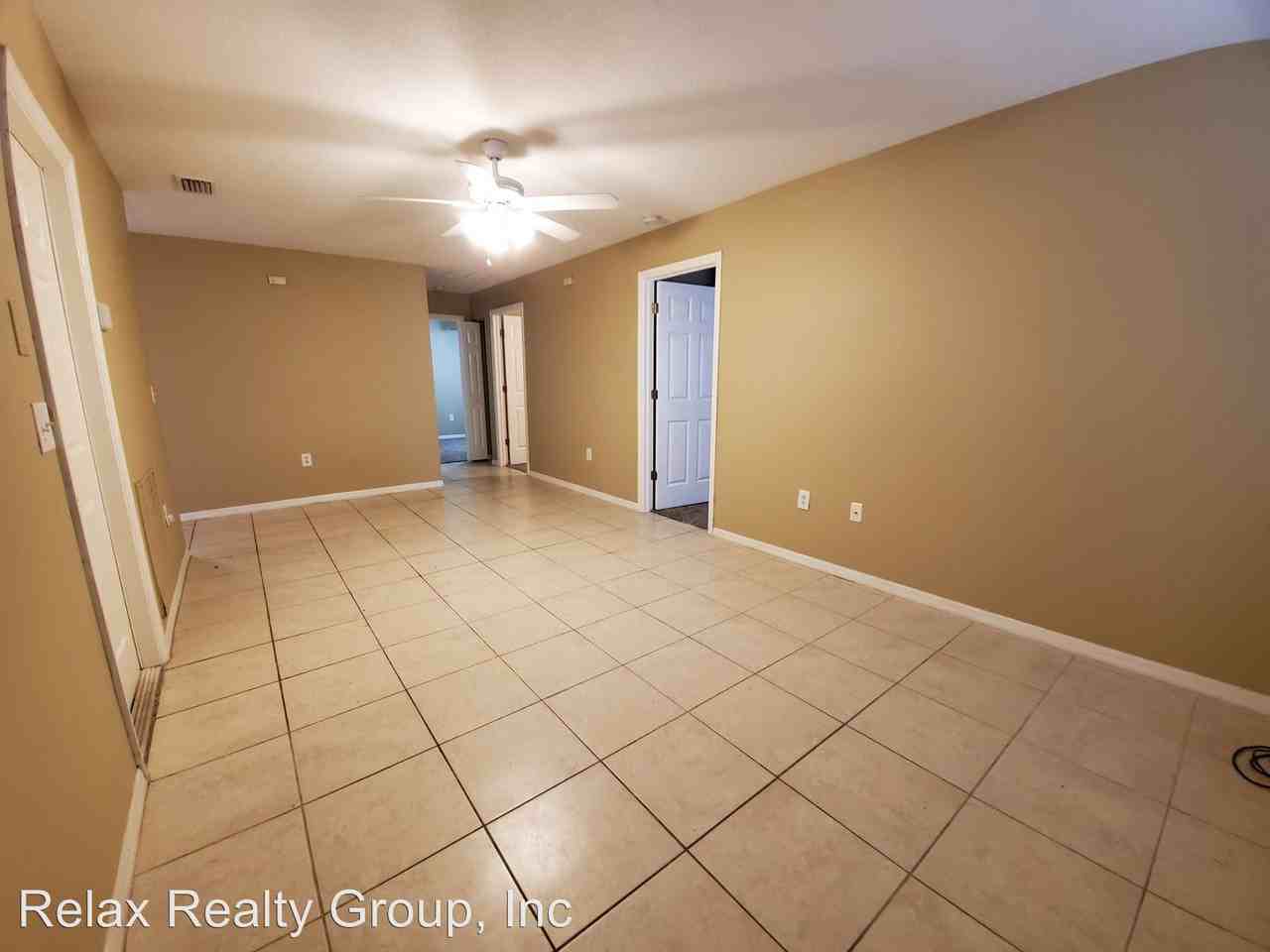 1004 17th Ave W - Photo 3 of 19