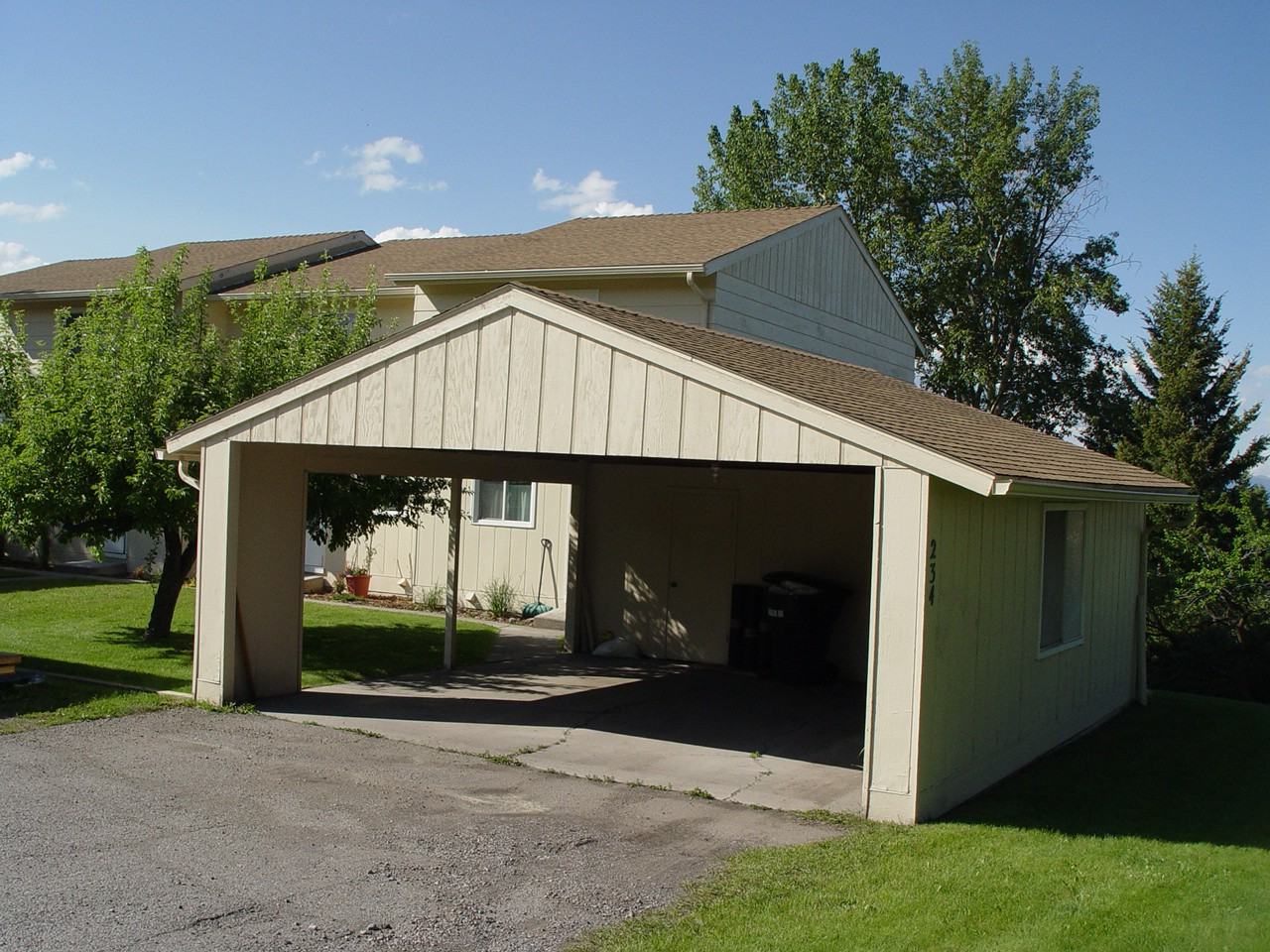 234 Farview Dr - Photo 2 of 4