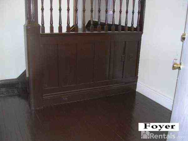 716 Dearborn Ave - Photo 2 of 10