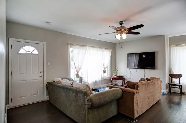 640 Linden - Photo 2 of 22