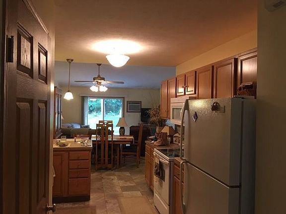 66 South St - Photo 2 of 12