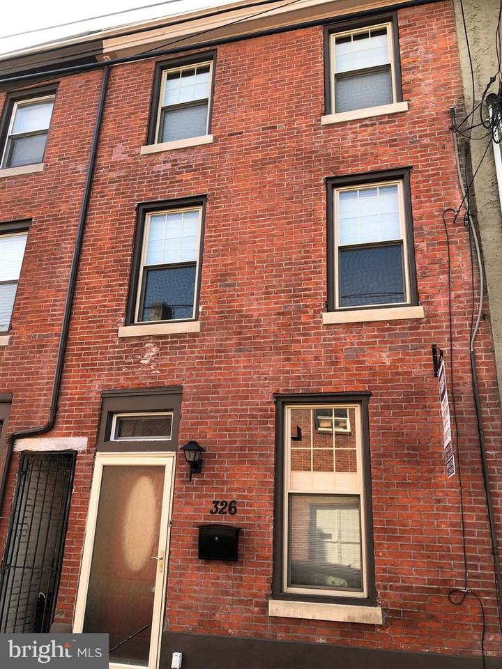 326 Belgrade Street - Photo 3 of 23