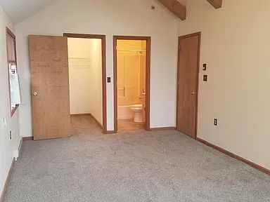 217 Ravenhill Rd - Photo 3 of 17