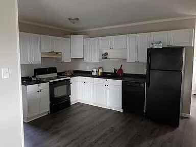 121 Lake Winnepesaukee Dr - Photo 2 of 15