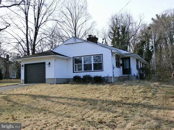 502 10th St - Photo 2 of 32