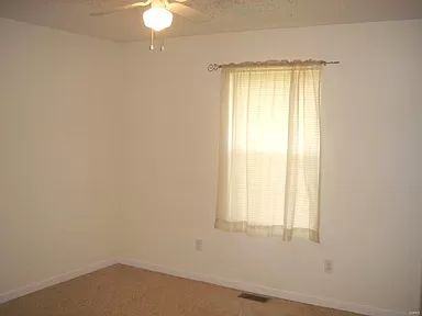 363 Sweetwater Ln - Photo 2 of 12