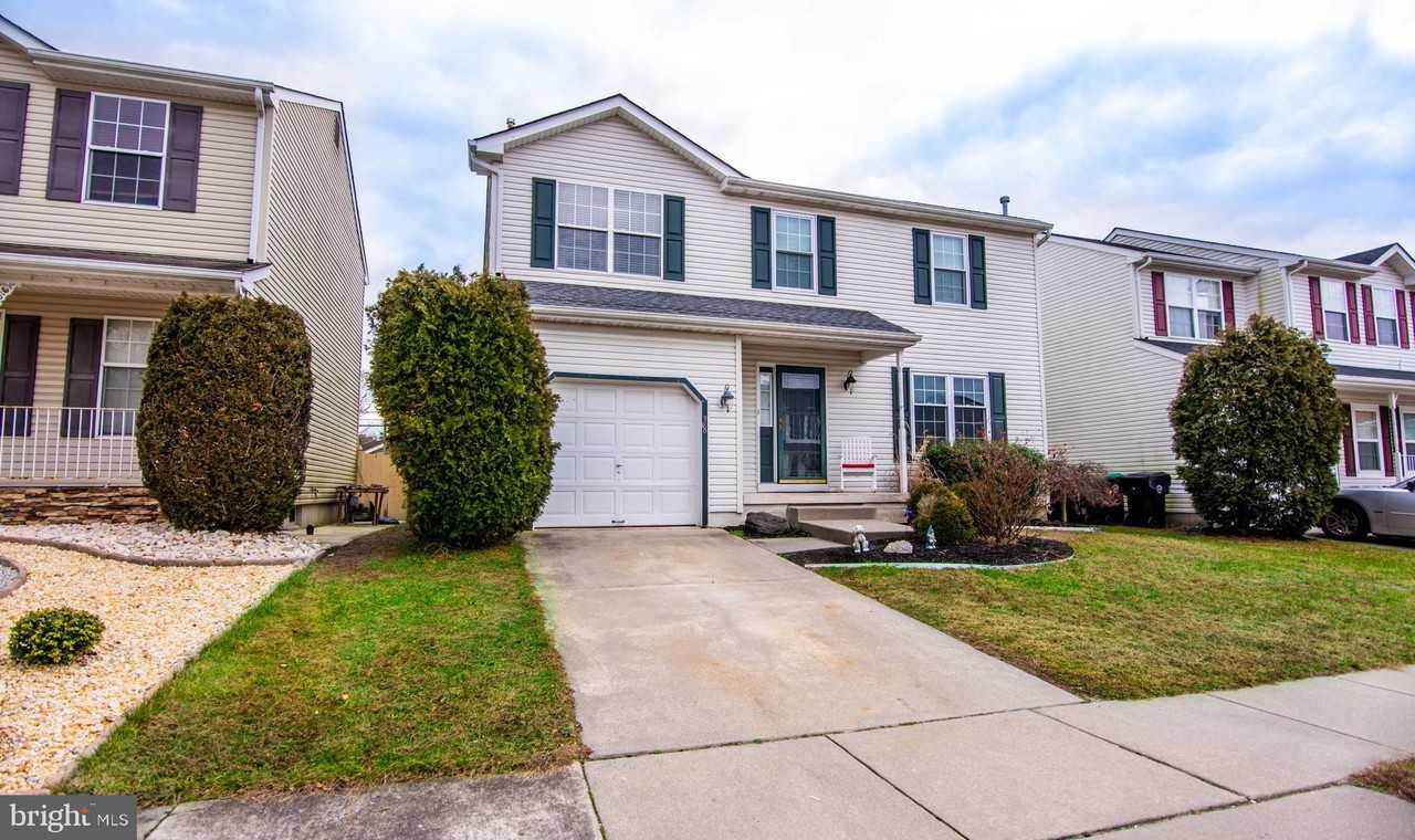 38 Wakefield Road - Photo 2 of 21