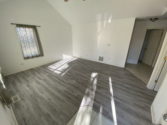 22570 Ridge - Photo 2 of 6