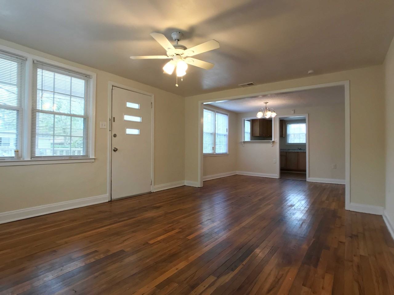 3208 Martha St - Photo 2 of 10