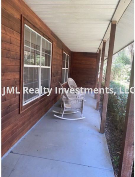 30851 Round Lake Rd - Photo 3 of 22