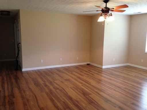 311 Academy Dr - Photo 3 of 6