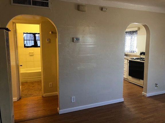 413 N Edna Lopez Ct - Photo 3 of 9