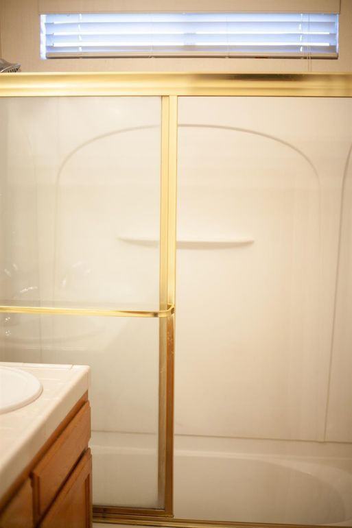 406 N Shelly Ave - Photo 3 of 18