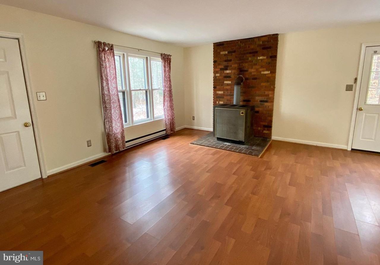 4225 Beaver Dam - Photo 3 of 31