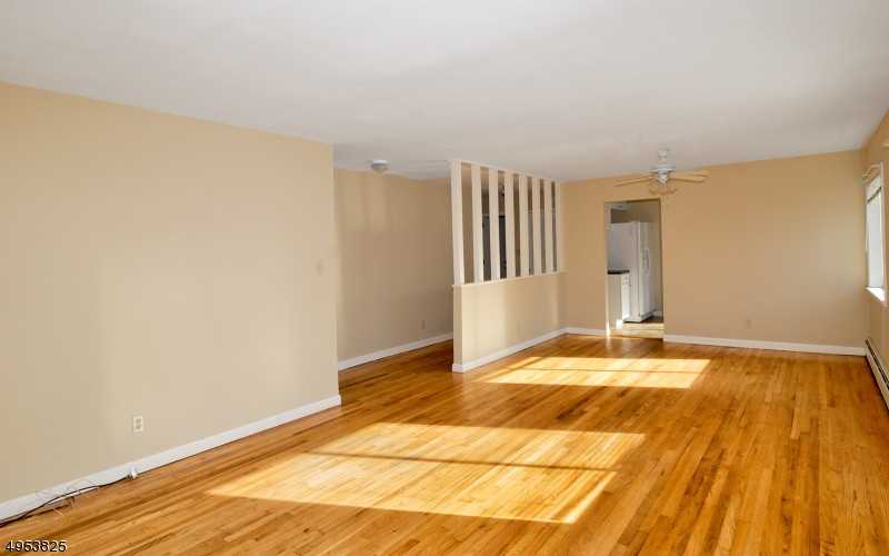 209 Centennial Ave - Photo 3 of 20