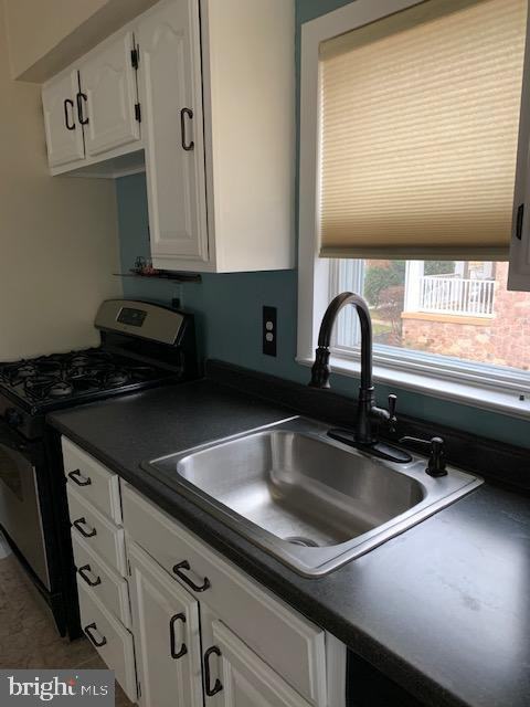 1027 Fairview Road - Photo 2 of 15