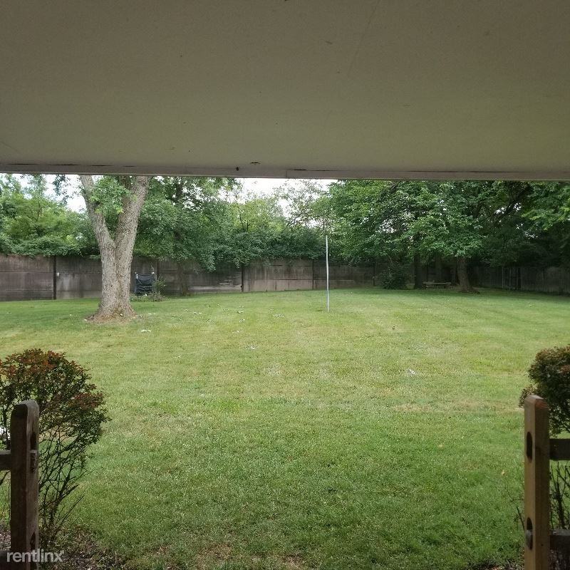 7752 Montgomery Rd 77 - Photo 2 of 6