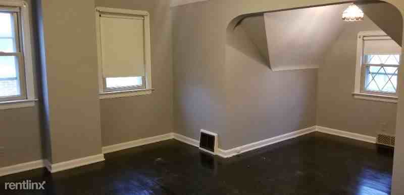 18033 Ponciana Ave - Photo 3 of 8