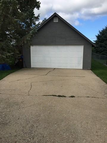 811 Congress - Photo 2 of 13