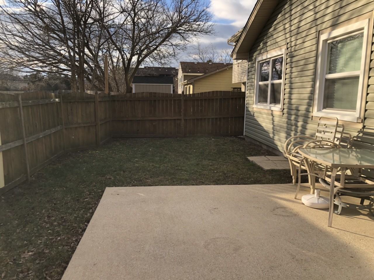9215 Fox Ct - Photo 2 of 14