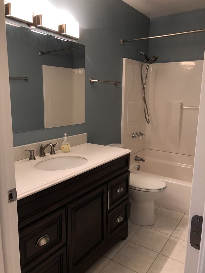 9215 Fox Ct - Photo 3 of 14