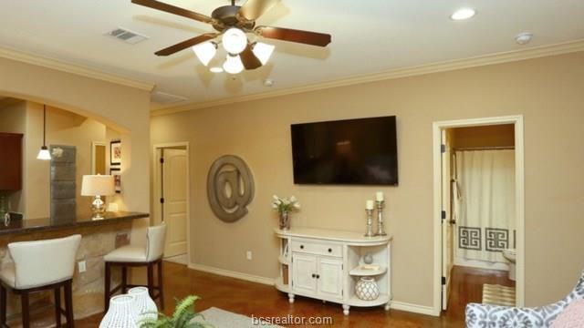 3326 Wakewell Ct - Photo 3 of 14