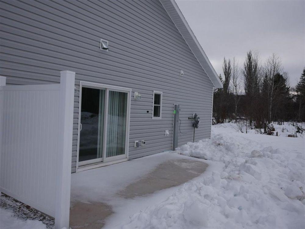 17341 Atlantic Ave - Photo 3 of 16