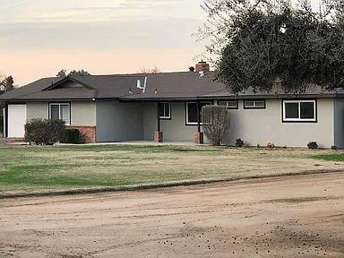 14390 Avenue 344 - Photo 2 of 10