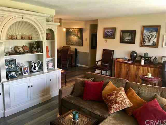 828 Alhambra Dr - Photo 3 of 9