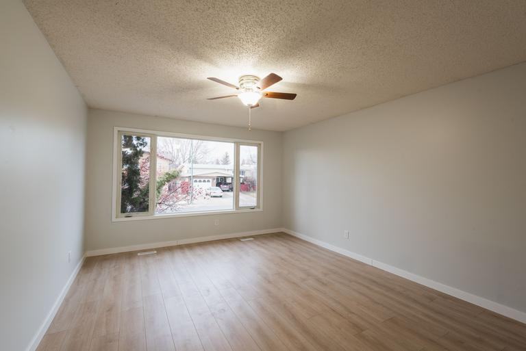 7 Cayuga Pl W - Photo 2 of 23