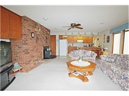 4626 Greeley St - Photo 2 of 10