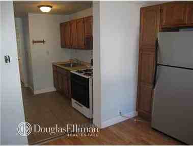 61 Stanhope St #C - Photo 3 of 4