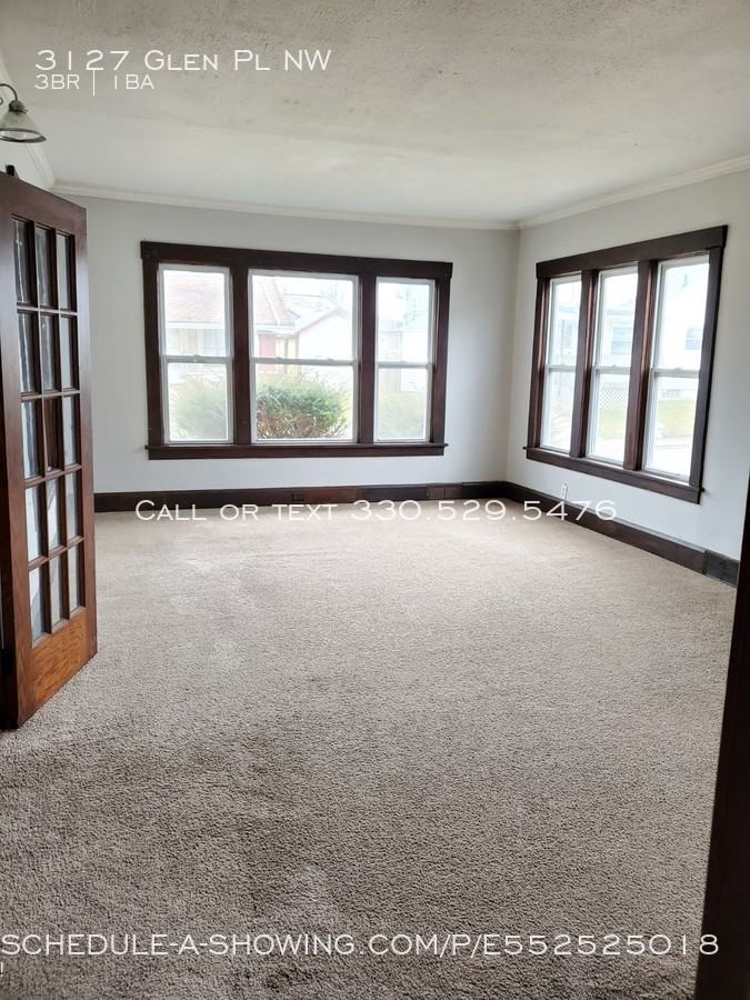 3127 Glen Pl Nw - Photo 3 of 11