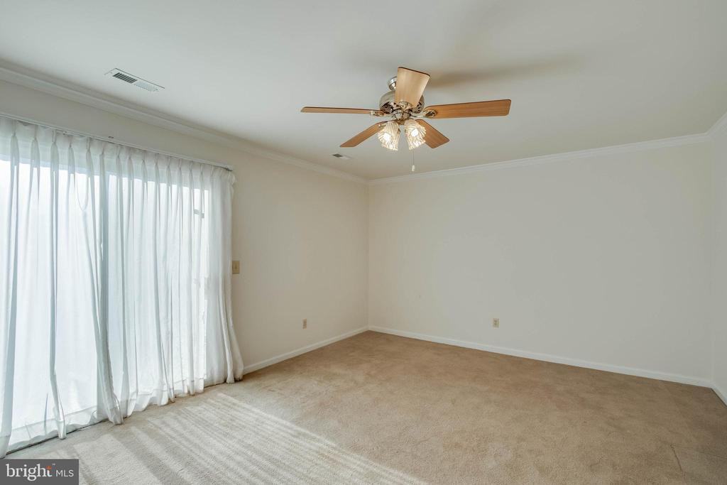 6197 Trident Ln - Photo 3 of 15