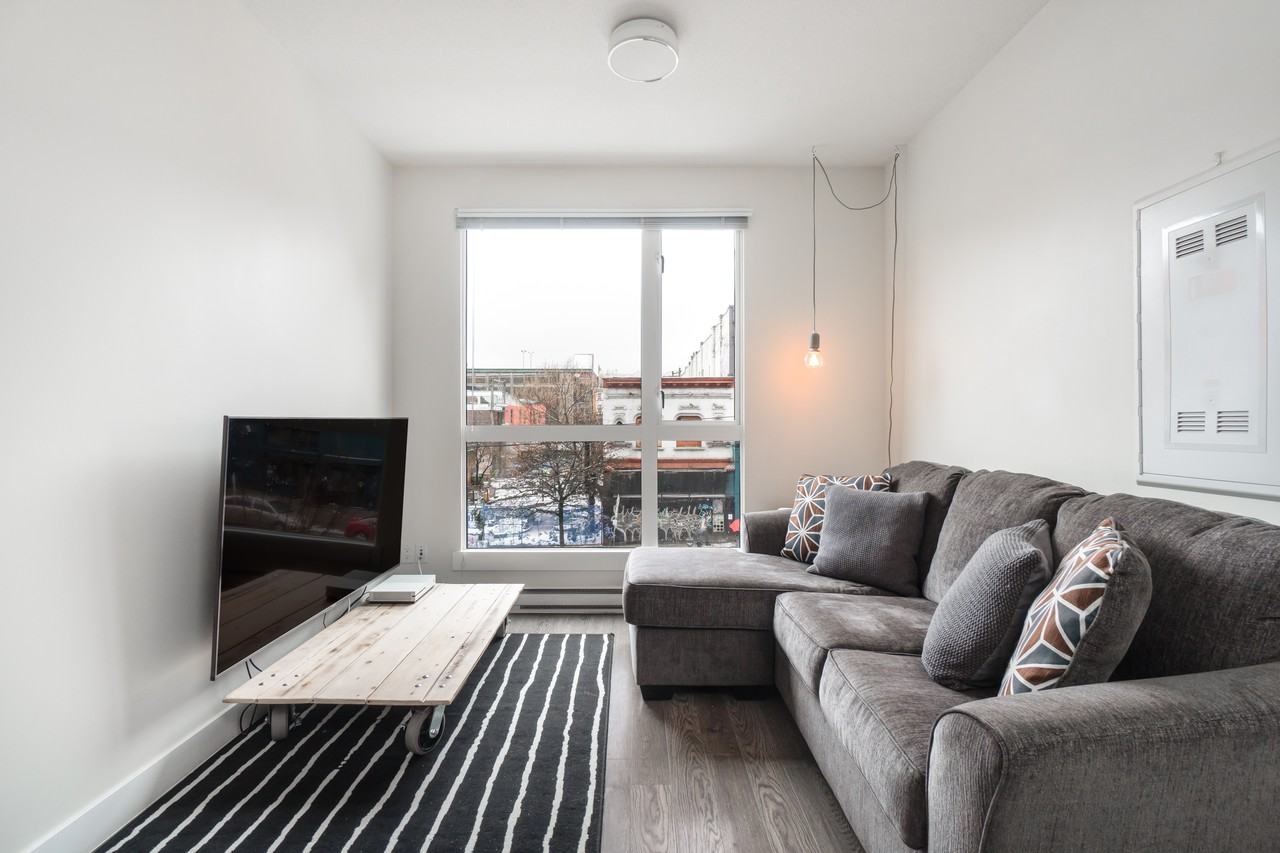 138 East Hastings Street, Vancouver, BC V6A 1N6 1 Bedroom Condo for