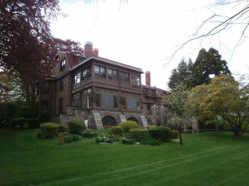 396 Gibbs Ave Newport, RI - Unit C - Photo 2 of 25