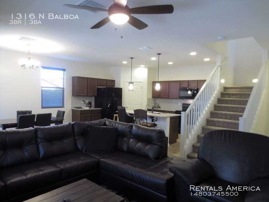 1316 N Balboa - Photo 3 of 46